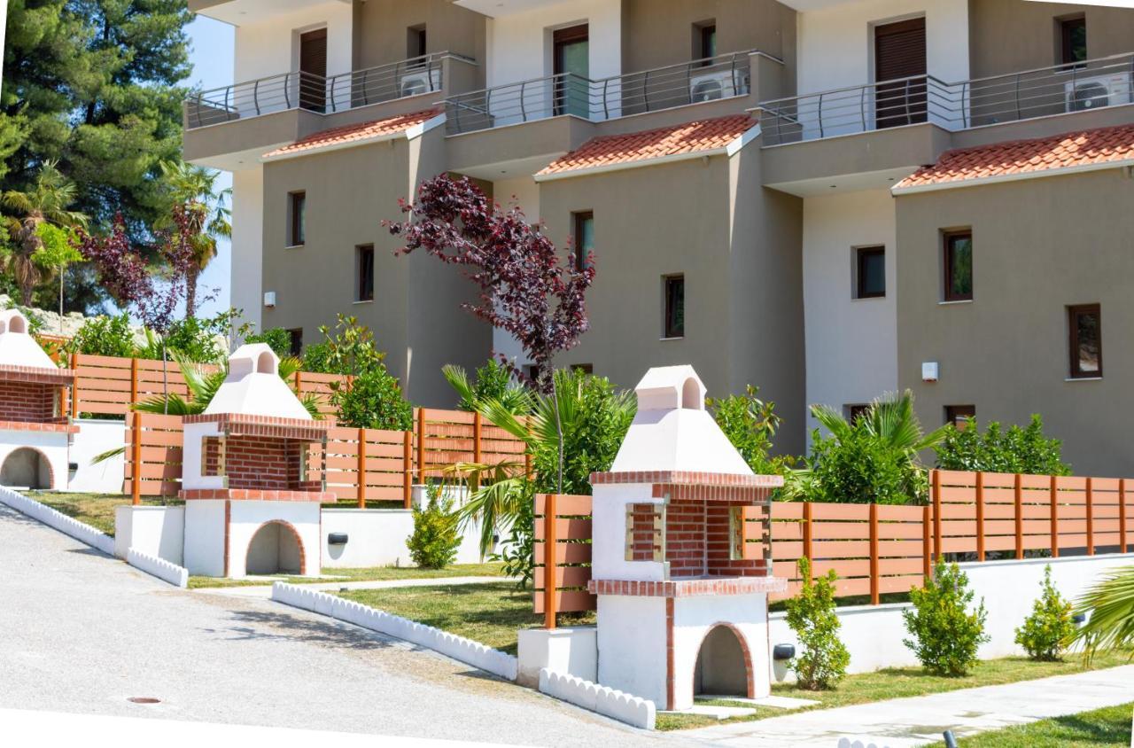 Pefkohori Golden Mountain Beach Villas Kültér fotó